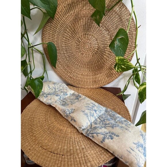 Heating Pad by Making Scents – Blue Toile Print - Picture 1 of 11